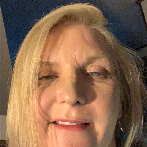 Meet your Posher, Paula - Picture 3 of 3